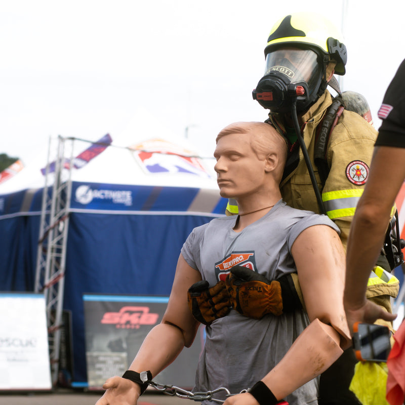Załaduj obraz do przeglądarki galerii, Rugged Rescue Randy Międzynarodowe Stowarzyszenie Strażaków (IAFF) - 165 funtów