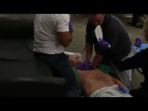 Load and play video in Gallery viewer, Smart Stat Basic With iPad®*